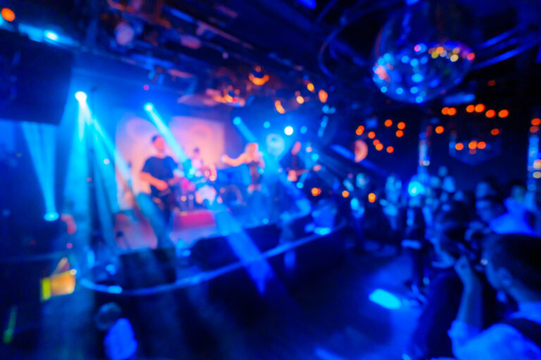 Packy’s Bar in Lighthouse Point: Your Weekend Spot for Live Music, Live Bands, and Great Food